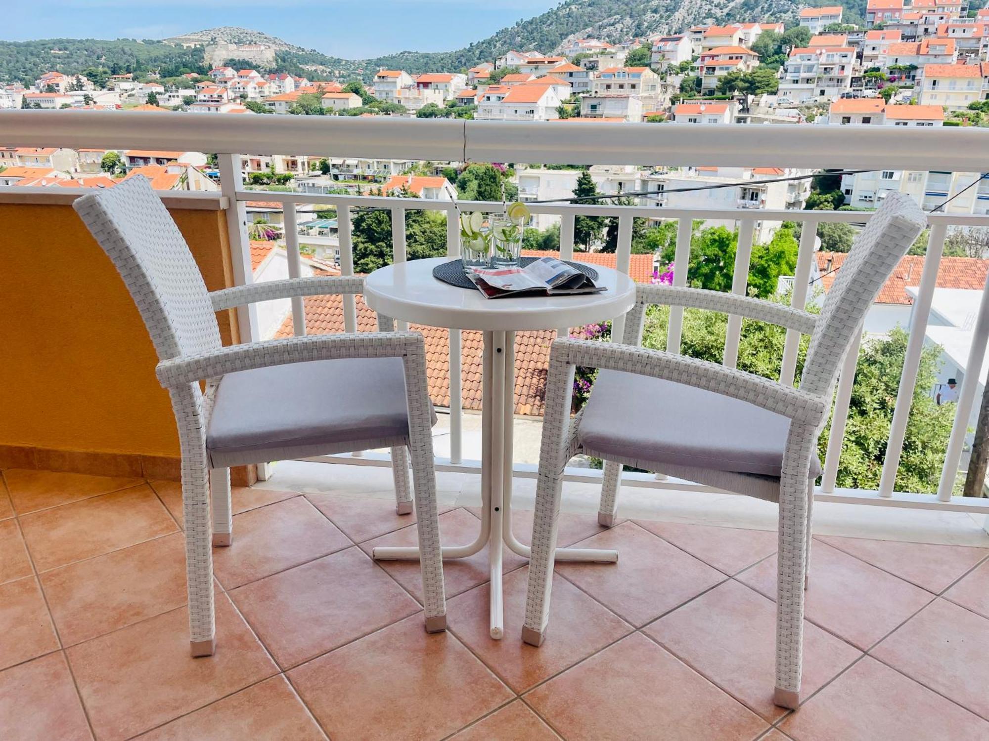 Apartments Sunny Elza Hvar Town Extérieur photo